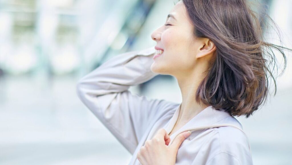 【40代女性必見】白髪を増やさないために!今日からやめたいNG習慣7選