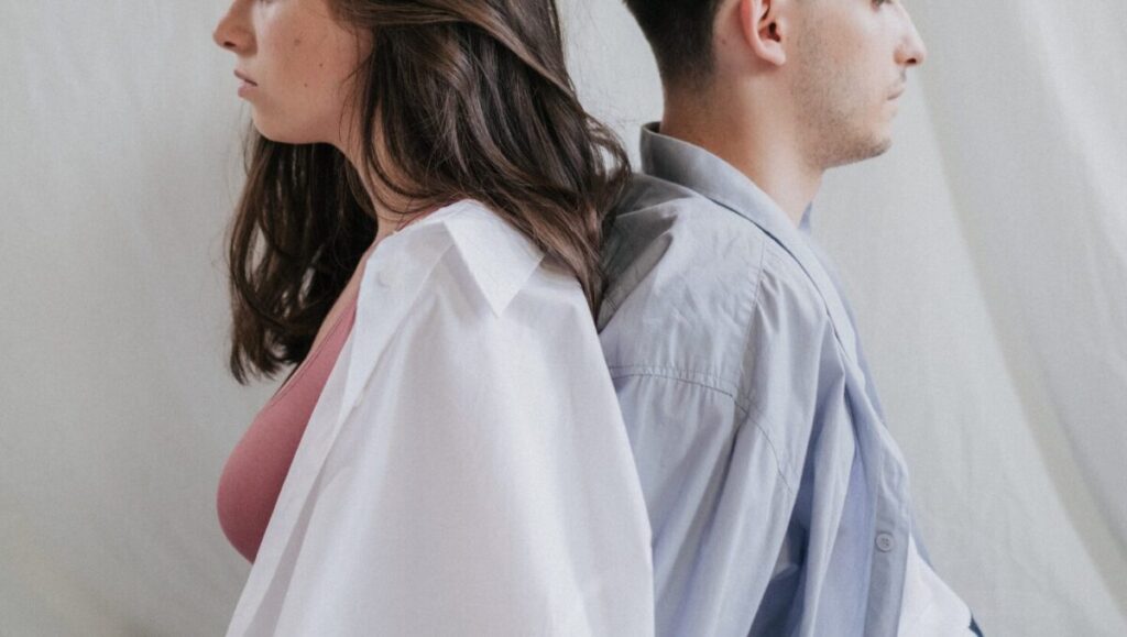 好きな人と会話が続かないあなたへ｜心理学でわかる自然に話せる5つのコツ