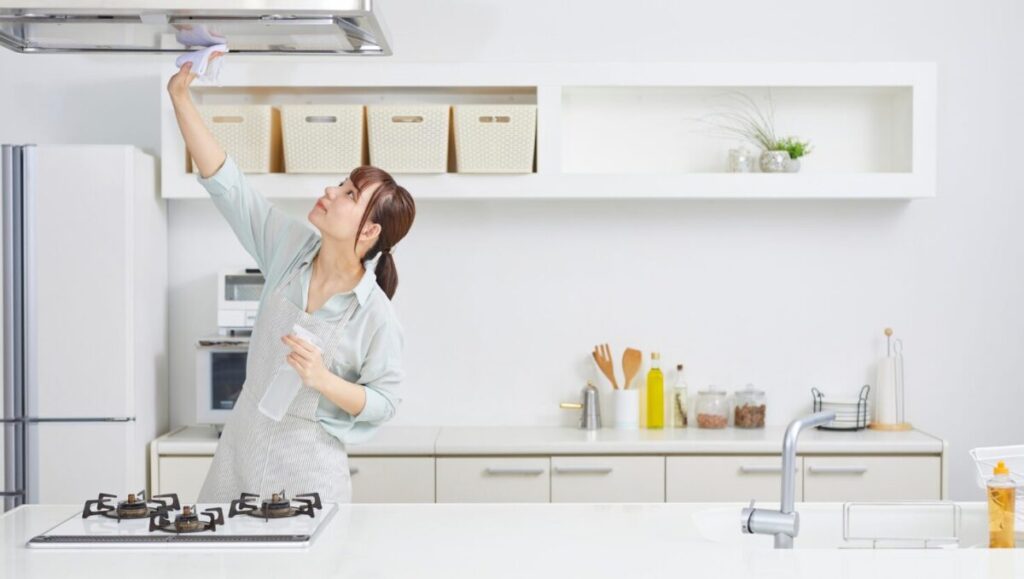 大掃除はいつから始める？意味や由来、金運アップのコツも解説