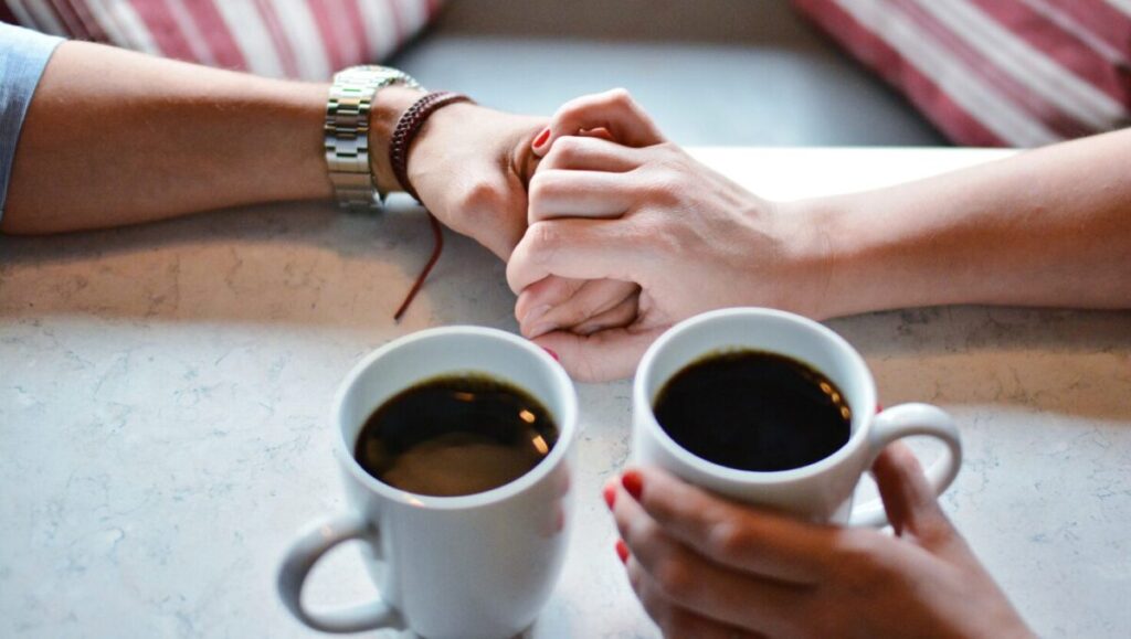 【片思いを諦められないあなたへ】好きな人の心を少しずつ動かす7つの行動