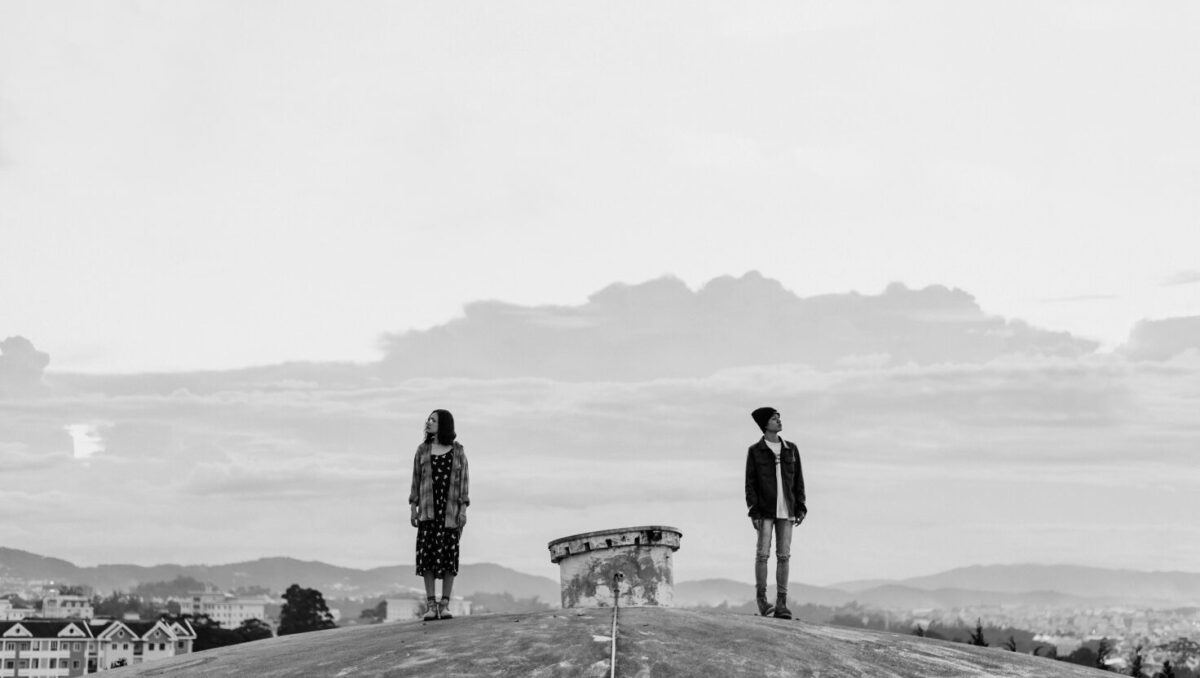 気になる人と話題が続かない…距離が縮まる会話のコツ