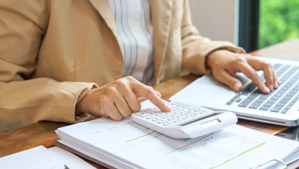 【保存版】確定申告を家(e-Tax)で終わらせる方法|必要なものと流れだけ解説