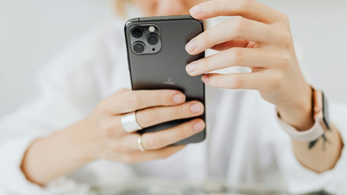 Instagramのメッセージ機能｜「既読」と「表示」の違いをわかりやすく解説