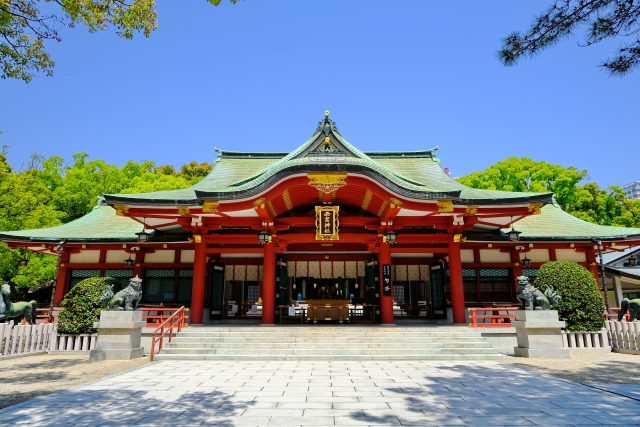 【2026年版】宝くじ当選を願う！全国最強クラスの金運アップ神社7選