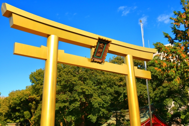 【2026年版】宝くじ当選を願う！全国最強クラスの金運アップ神社7選