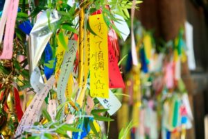 【七夕】短冊の作り方5選！折り紙で簡単に作れるかわいいアイデア集